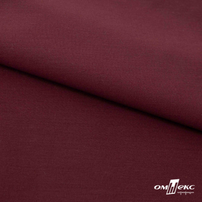 Ткань сорочечная стрейч 19-1528, 115 гр/м2, шир.150см, цвет бордо - купить в Саранске. Цена 307.75 руб.
