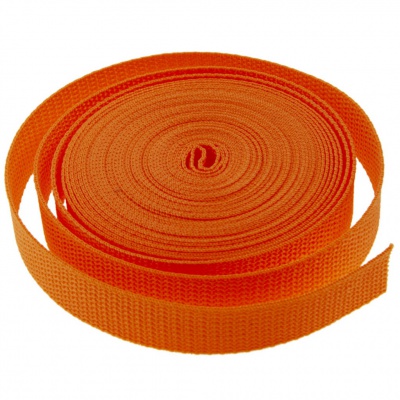 Стропа текстильная, шир. 25 мм (в нам. 50+/-1 ярд), цвет оранжевый - купить в Саранске. Цена: 409.94 руб.
